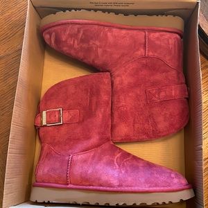 UGG Australia faux fur Boot Winter Maroon Diamonds Buckle Unworn
